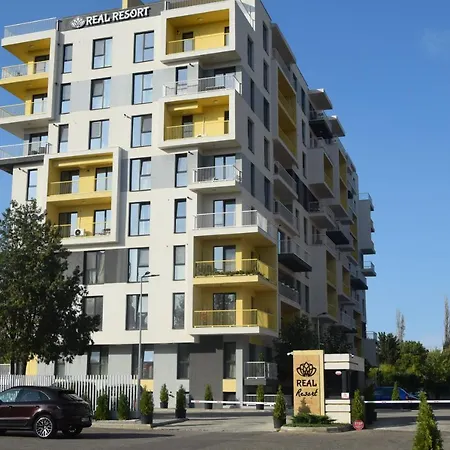 Real Resort-Apartament Cu 2 Camere In Cartier Rezidential Ploiesti Exterior photo