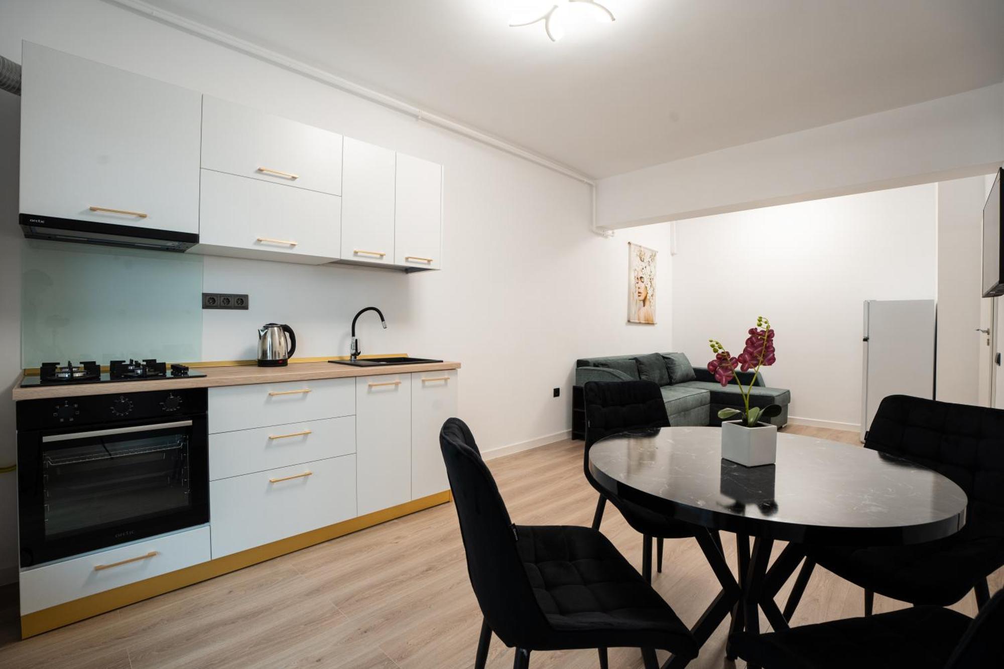 Real Resort-apartament Cu 2 In Cartier Rezidential Apartment